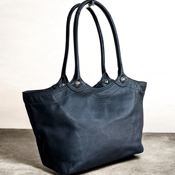 Authentic Coach Black Leather Bleeker Legacy Tote Bag! - Picture 3 of 13